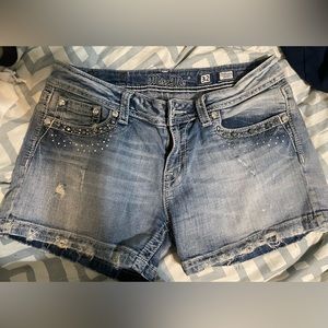 Miss Me denim shorts size 32